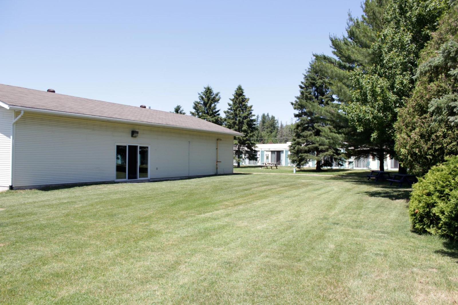 Ambassador Motel